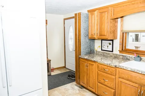 654 91st Street Beaver Creek MN 56116