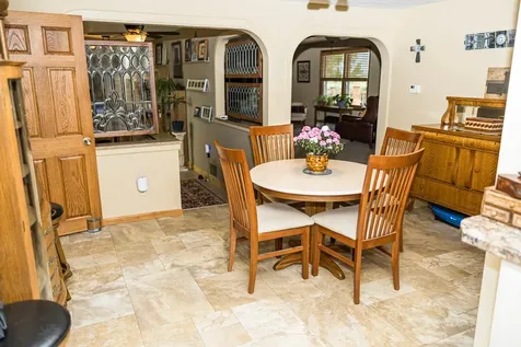 654 91st Street Beaver Creek MN 56116