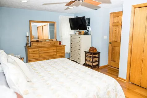 654 91st Street Beaver Creek MN 56116