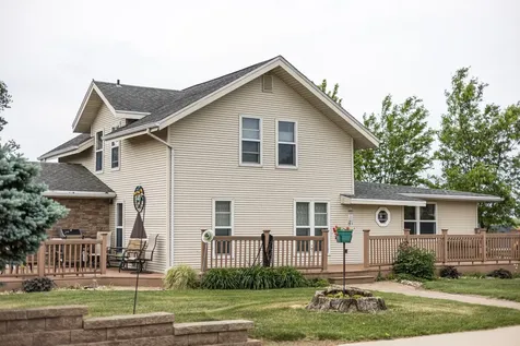 654 91st Street Beaver Creek MN 56116