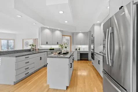 2065 Woodstone Court Victoria MN 55386
