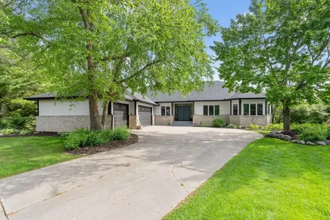2065 Woodstone Court Victoria MN 55386