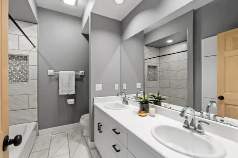 2065 Woodstone Court Victoria MN 55386