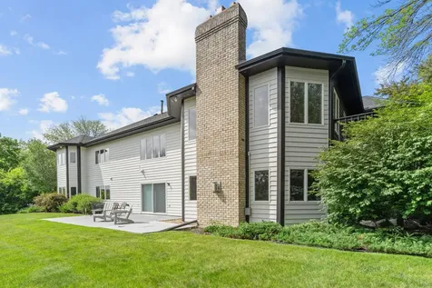 2065 Woodstone Court Victoria MN 55386
