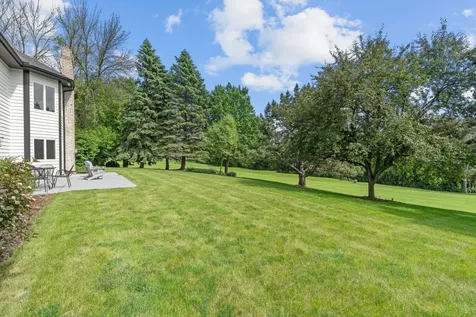 2065 Woodstone Court Victoria MN 55386