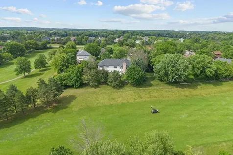 2065 Woodstone Court Victoria MN 55386