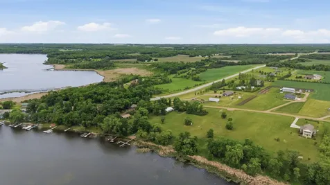 27025 N Little Floyd Lake Drive Detroit Lakes MN 56501
