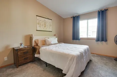 4313 39 1/2 Avenue S Fargo ND 58104
