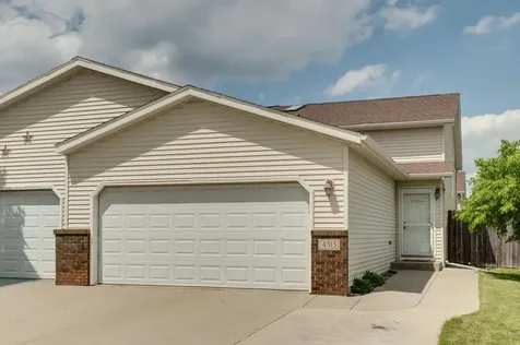 4313 39 1/2 Avenue S Fargo ND 58104
