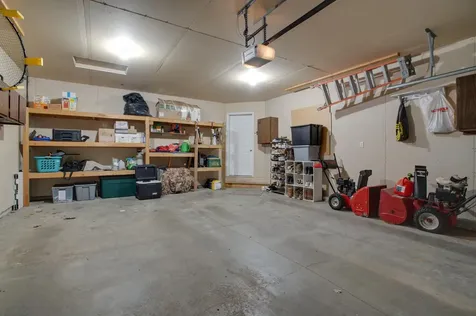 4313 39 1/2 Avenue S Fargo ND 58104