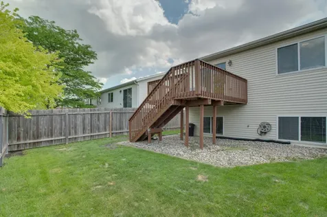 4313 39 1/2 Avenue S Fargo ND 58104