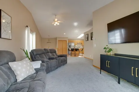 4313 39 1/2 Avenue S Fargo ND 58104