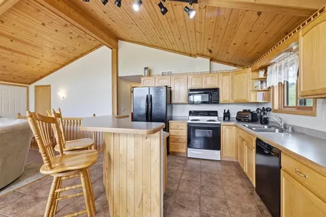 8932 Barnum Road Iron MN 55751