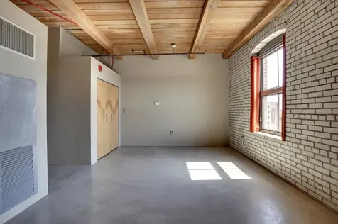 127 5th Street NE Minneapolis MN 55413