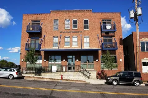 127 5th Street NE Minneapolis MN 55413