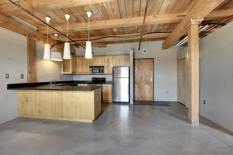 127 5th Street NE Minneapolis MN 55413