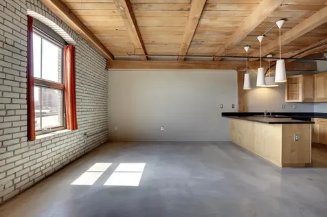 127 5th Street NE Minneapolis MN 55413