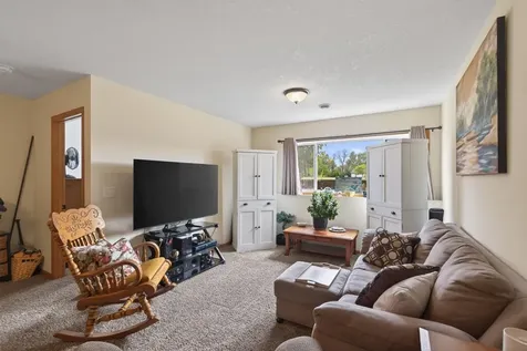 38272 Explorer Circle North Branch MN 55056