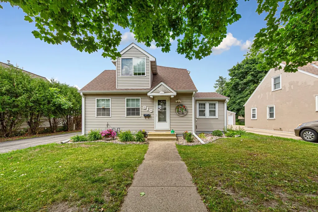 910 8th Avenue SW Austin MN 55912