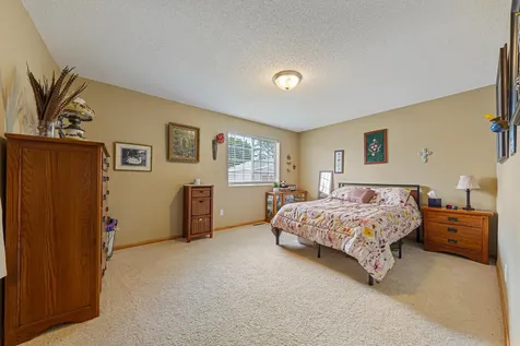 910 8th Avenue SW Austin MN 55912