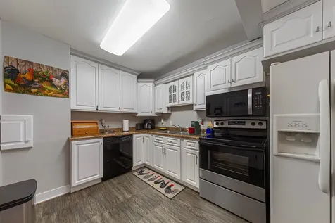 910 8th Avenue SW Austin MN 55912