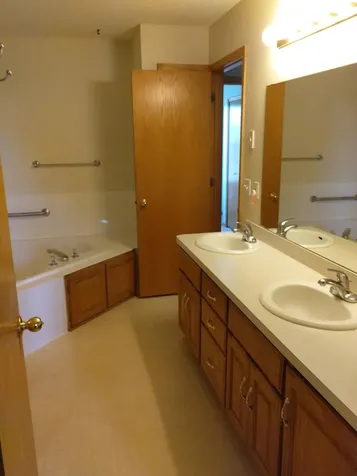 1063 Juniper Court Shakopee MN 55379