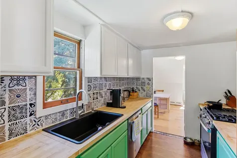 1065 Stryker Avenue West Saint Paul MN 55118