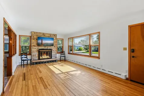 1065 Stryker Avenue West Saint Paul MN 55118
