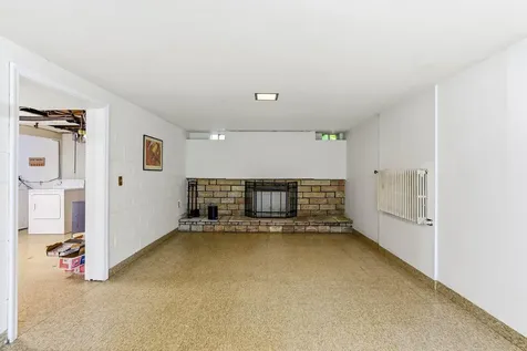 1065 Stryker Avenue West Saint Paul MN 55118