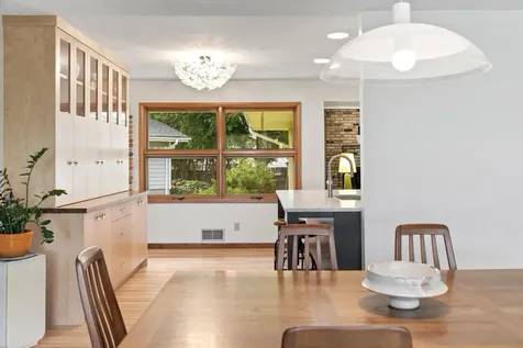 1953 Summer Street Falcon Heights MN 55113