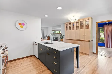 1953 Summer Street Falcon Heights MN 55113