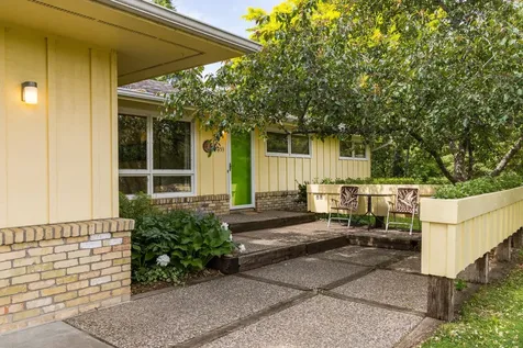 1953 Summer Street Falcon Heights MN 55113
