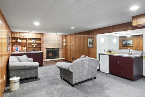 1953 Summer Street Falcon Heights MN 55113