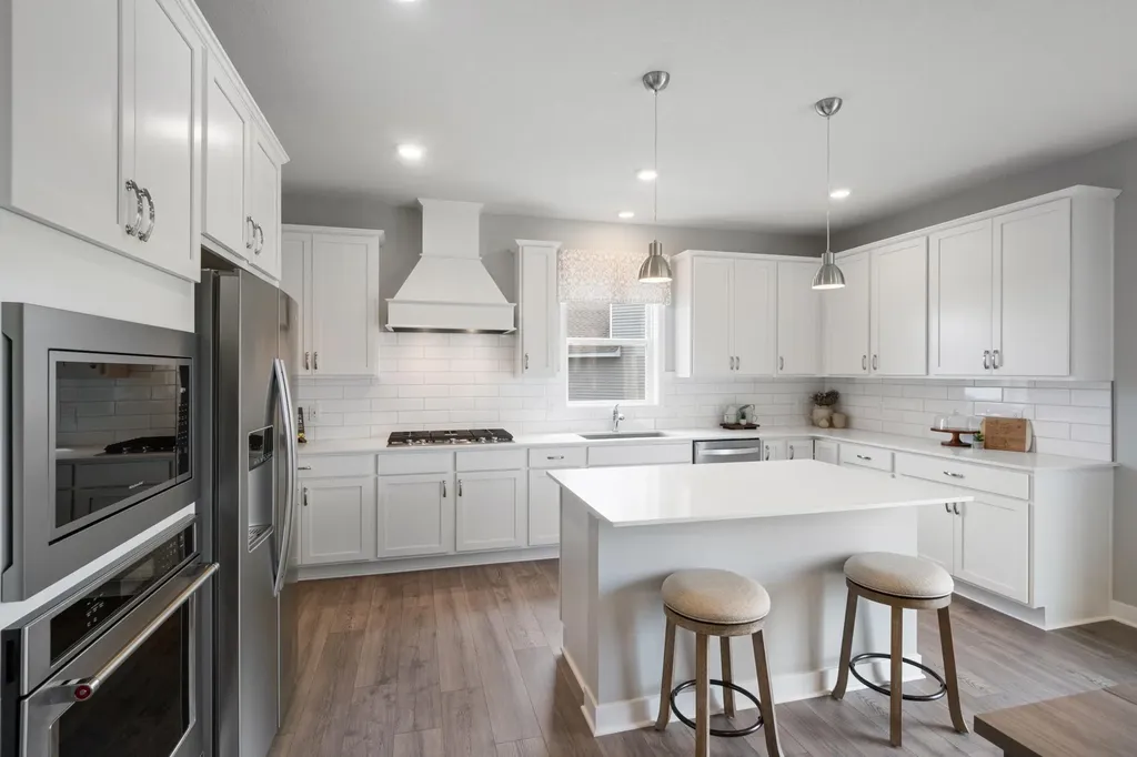 1683 Zumbro Avenue Shakopee MN 55379