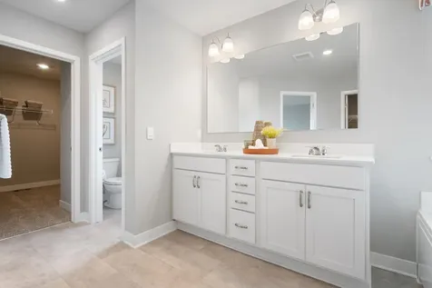 1683 Zumbro Avenue Shakopee MN 55379