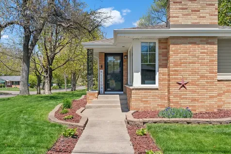 4600 France Avenue N Robbinsdale MN 55422