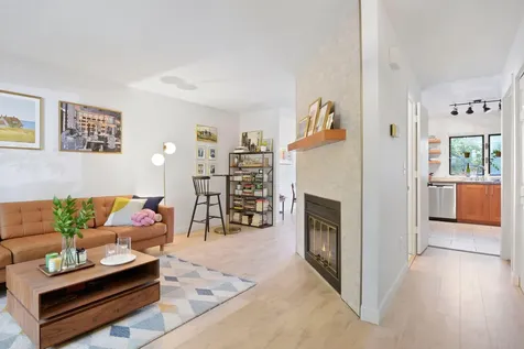 219 2nd Street NE Minneapolis MN 55413