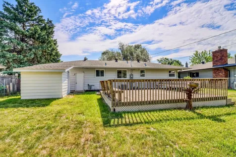 2313 9th Street S Fargo ND 58103