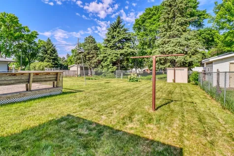 2313 9th Street S Fargo ND 58103