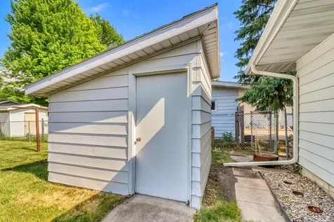 2313 9th Street S Fargo ND 58103