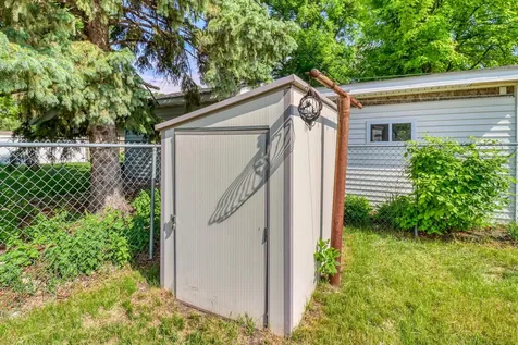 2313 9th Street S Fargo ND 58103