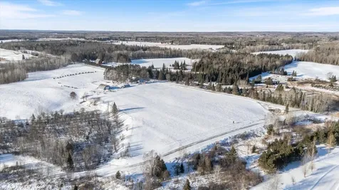 13601 E County Road 578 Goodland MN 55742