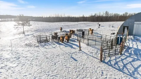 13601 E County Road 578 Goodland MN 55742