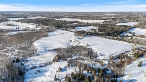 13601 E County Road 578 Goodland MN 55742