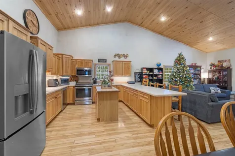 13601 E County Road 578 Goodland MN 55742