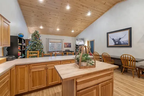 13601 E County Road 578 Goodland MN 55742