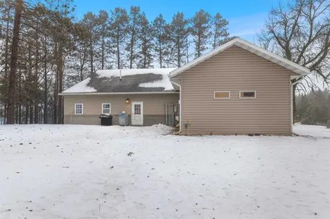 13601 E County Road 578 Goodland MN 55742