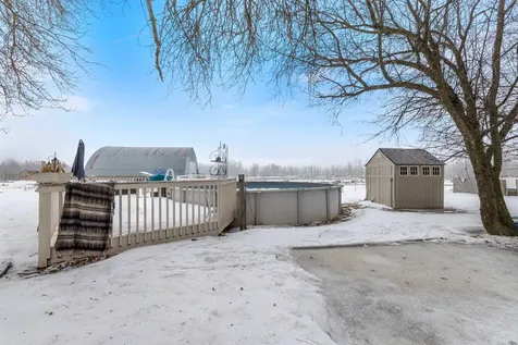 13601 E County Road 578 Goodland MN 55742