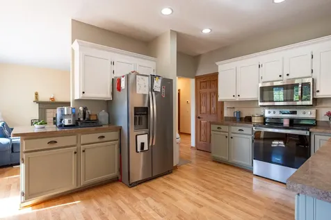 12640 Edinborough Circle Apple Valley MN 55124