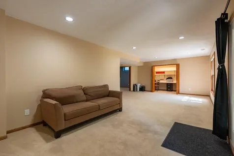 12640 Edinborough Circle Apple Valley MN 55124